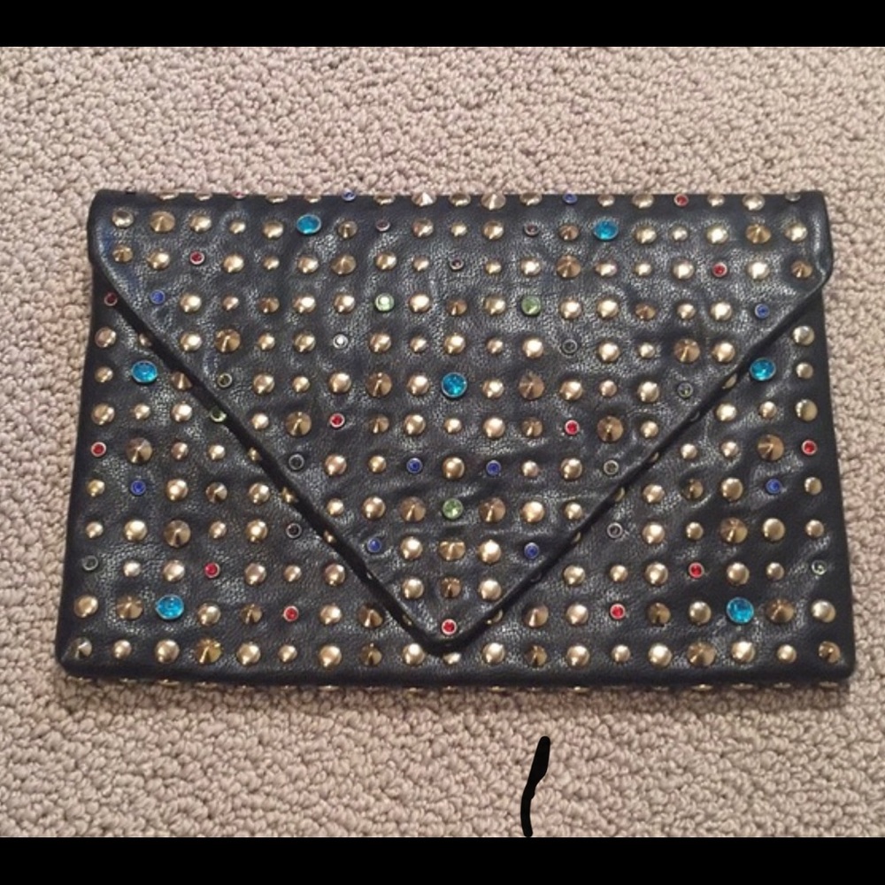 Forever 21 clutch